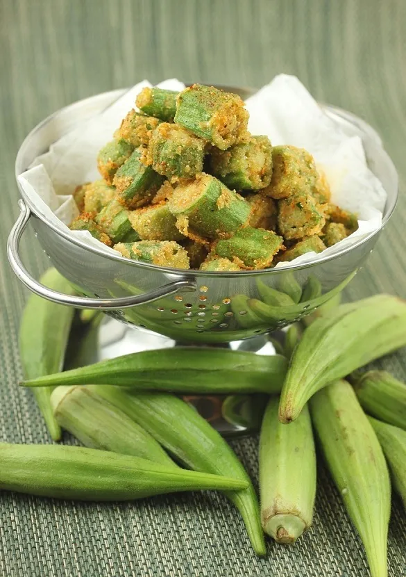 Mpamies Tiganites (Fried Okra)